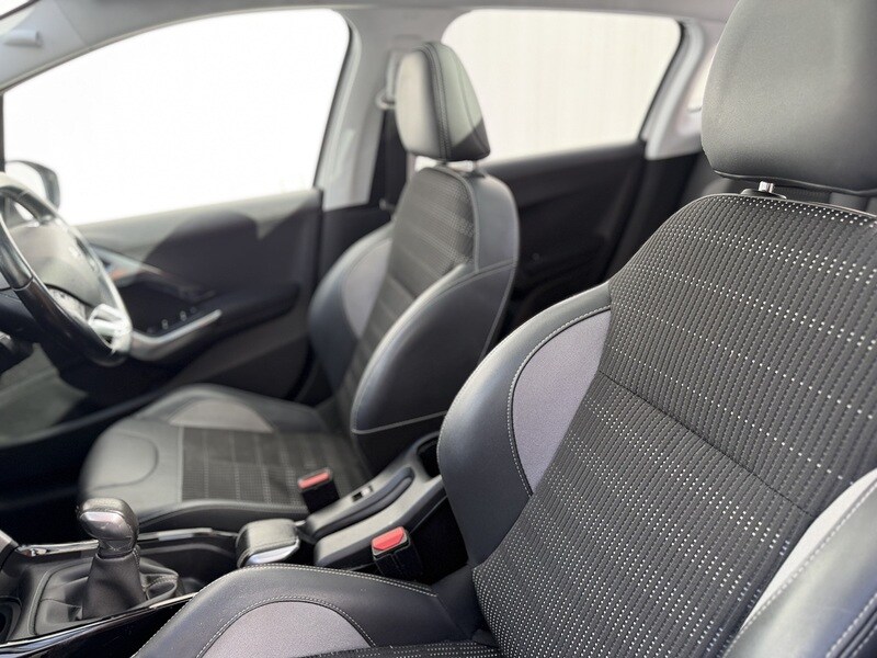 Used Peugeot 2008 2018 for sale - 77836565: Photo 37