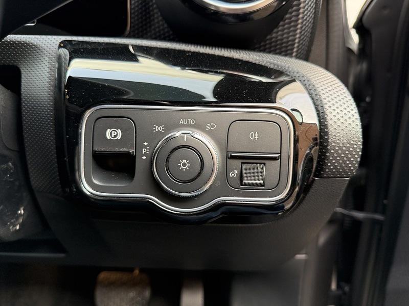 Used Mercedes-Benz A-Class 2019 for sale - 76437090: Photo 18