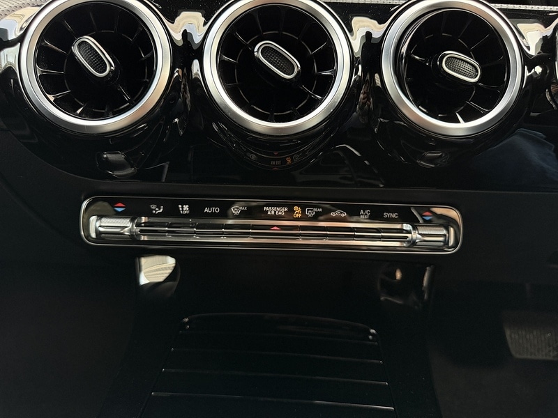 Used Mercedes-Benz A-Class 2019 for sale - 76437090: Photo 33