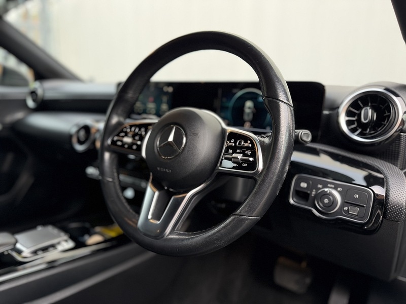 Used Mercedes-Benz A-Class 2019 for sale - 76437090: Photo 5