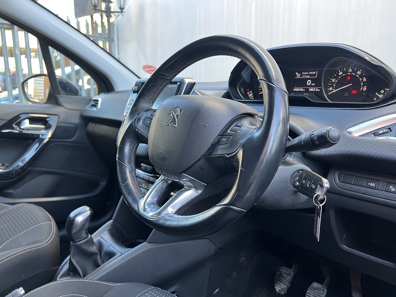 Used Peugeot 208 2019 for sale - 77445465: Photo 4