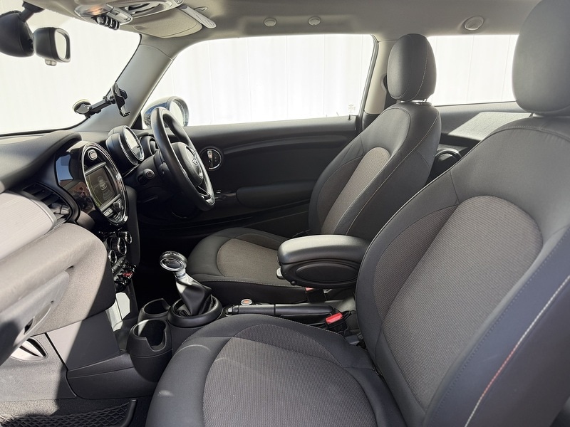 Used MINI Hatch 2017 for sale - 77668061: Photo 29