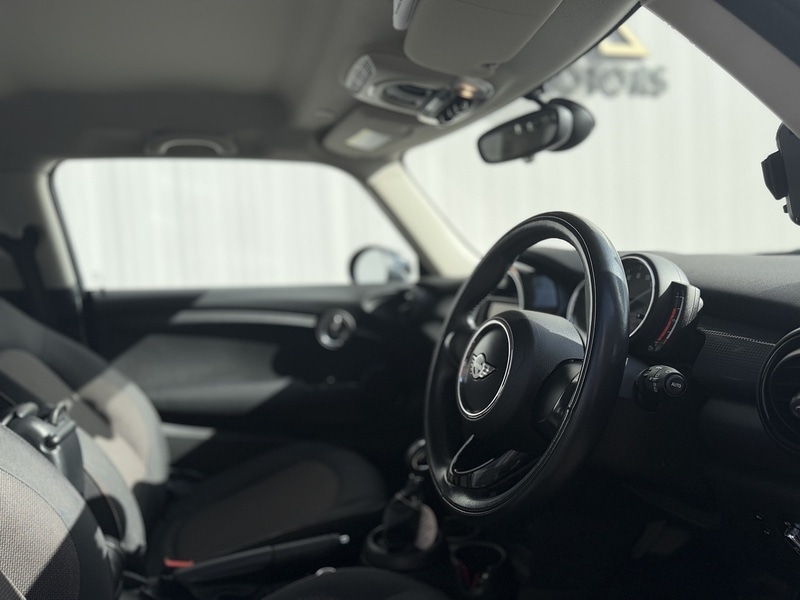 Used MINI Hatch 2017 for sale - 77668061: Photo 6