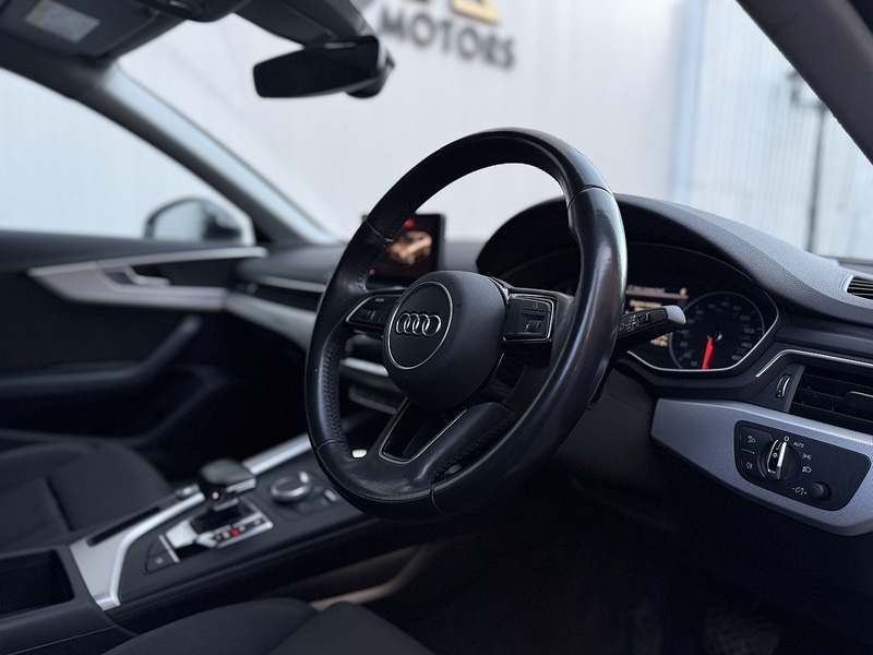 Used Audi A4 2016 for sale - 76716135: Photo 3