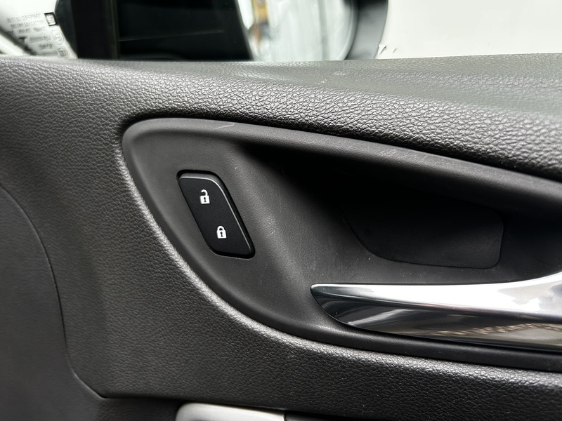 Used Vauxhall Astra 2018 for sale - 77543637: Photo 16