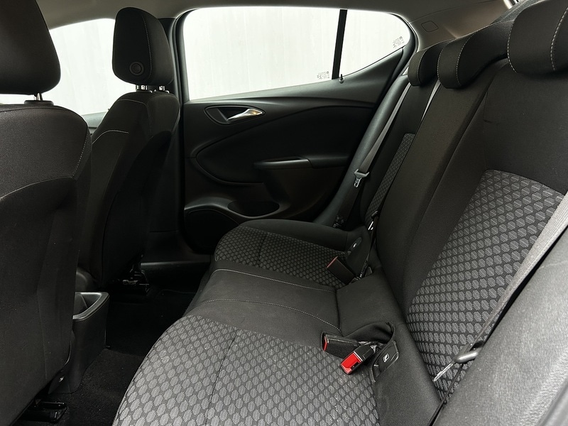Used Vauxhall Astra 2018 for sale - 77543637: Photo 31