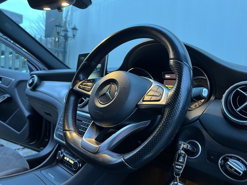 Used Mercedes-Benz GLA 2016 for sale - 77445450: Photo 3