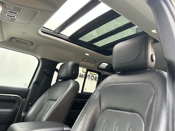 Used Land Rover Defender 2020 for sale - 77622067: Photo