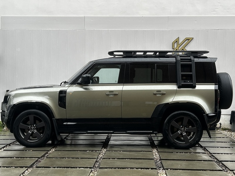 Used Land Rover Defender 2020 for sale - 77622067: Photo 8