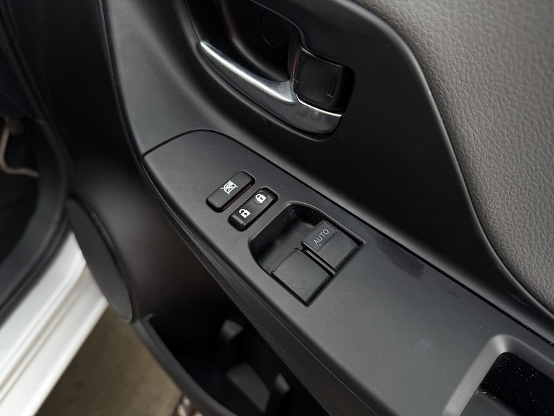 Used Toyota Yaris 2017 for sale - 78083715: Photo 17