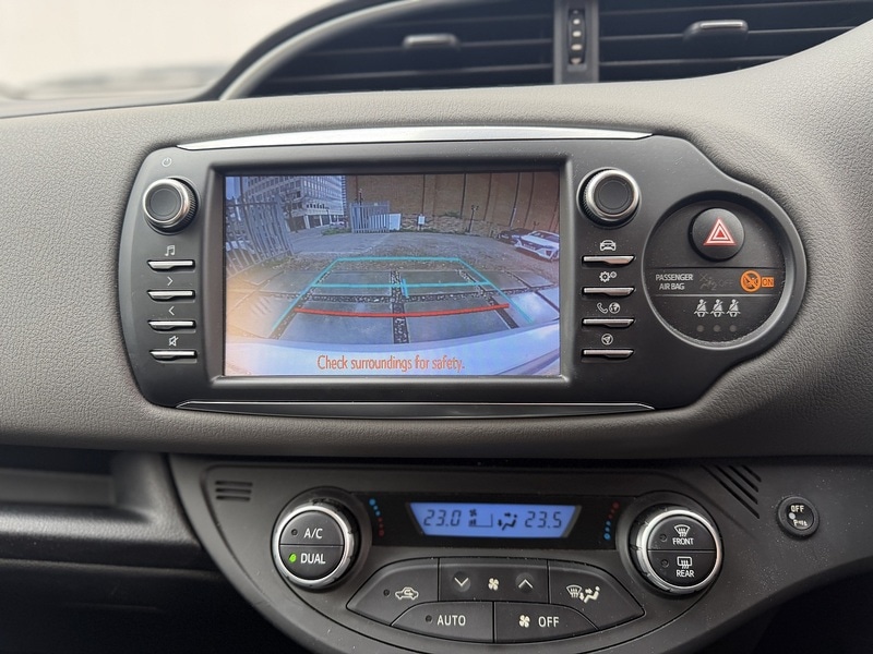 Used Toyota Yaris 2017 for sale - 78083715: Photo 23