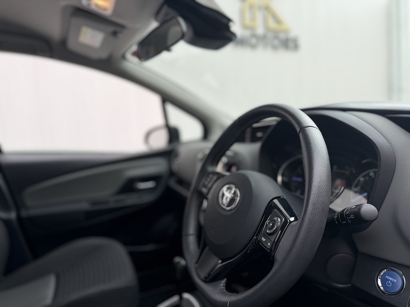 Used Toyota Yaris 2017 for sale - 78083715: Photo 6