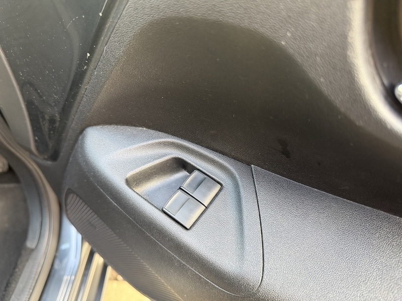 Used Toyota AYGO 2017 for sale - 77668063: Photo 16