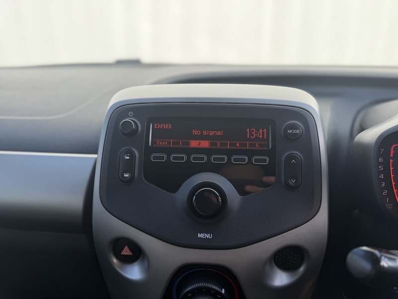 Used Toyota AYGO 2017 for sale - 77668063: Photo 18