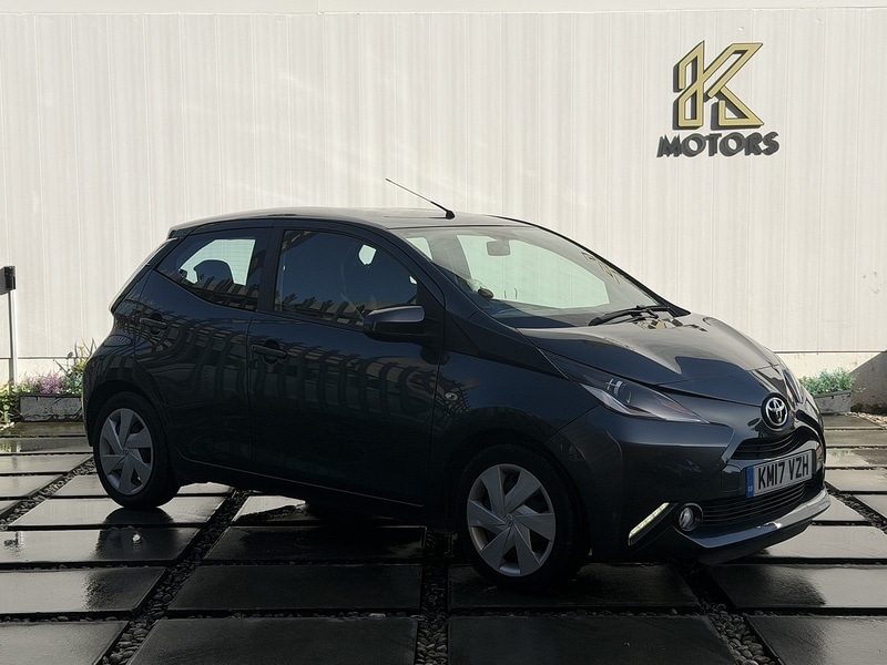 Used Toyota AYGO 2017 for sale - 77668063: Photo 2