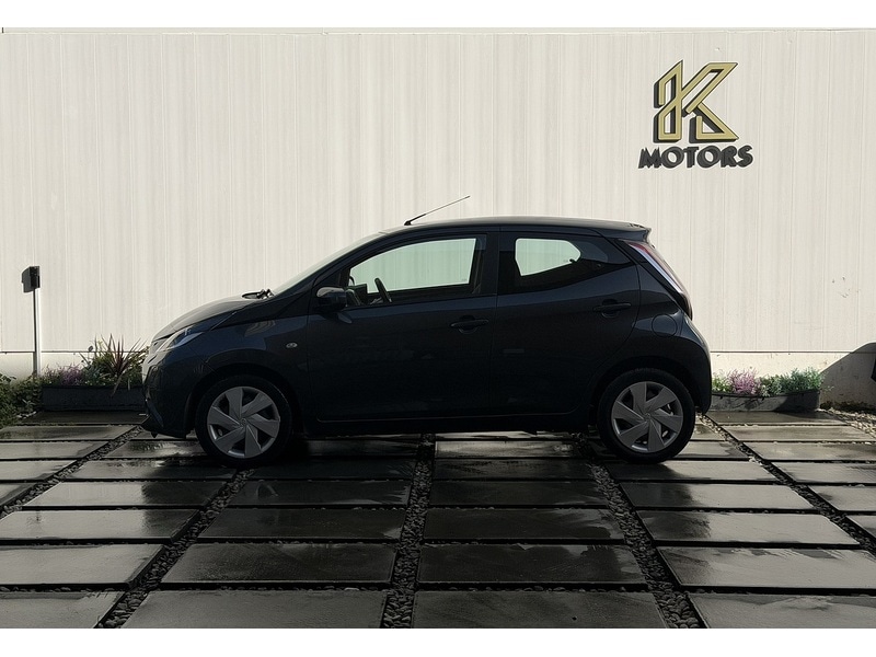 Used Toyota AYGO 2017 for sale - 77668063: Photo 30