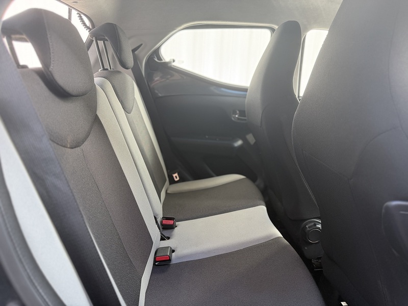 Used Toyota AYGO 2017 for sale - 77668063: Photo 9