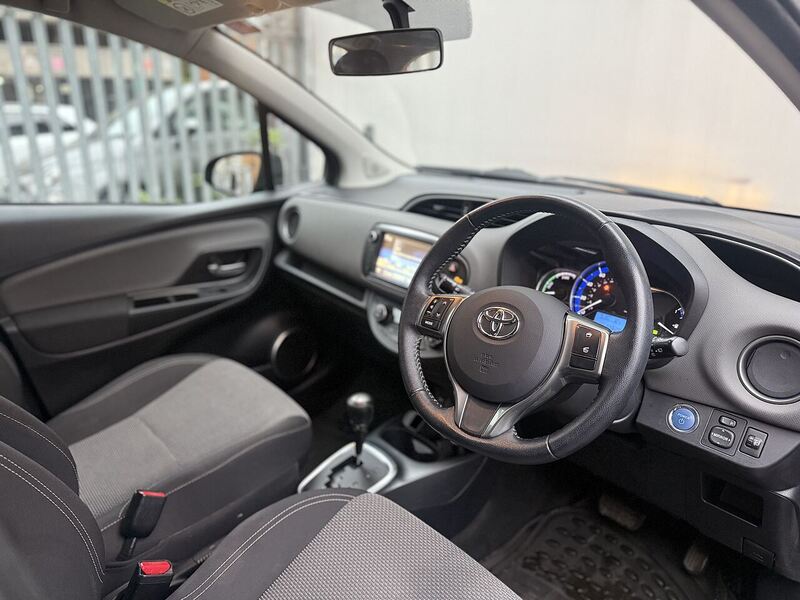 Used Toyota Yaris 2015 for sale - 76716120: Photo 12