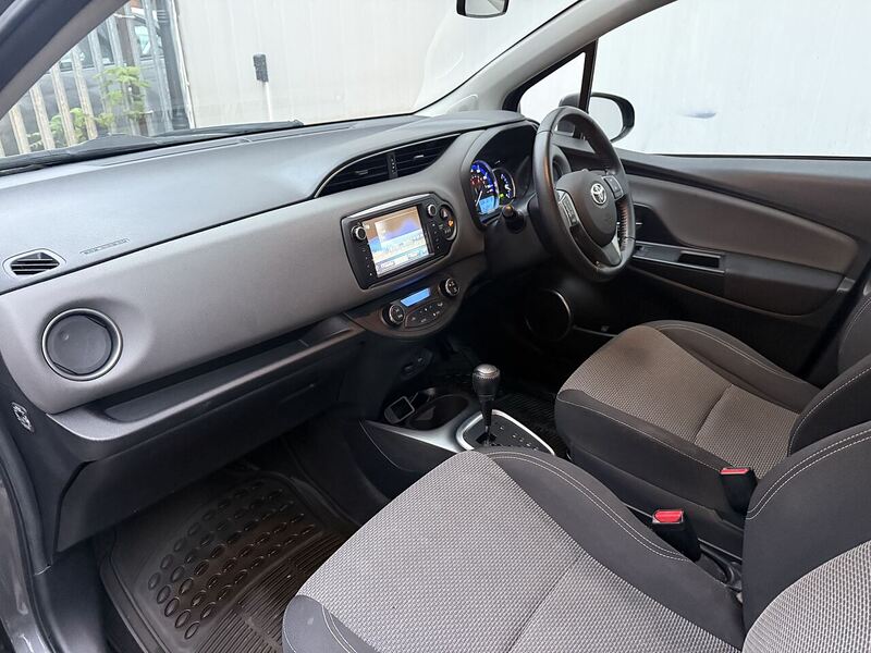 Used Toyota Yaris 2015 for sale - 76716120: Photo 24