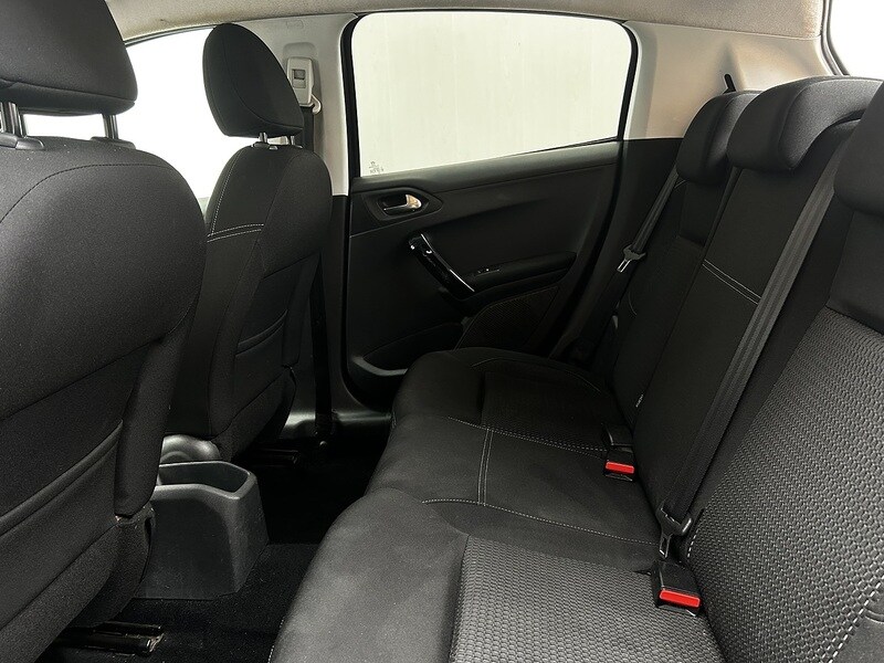 Used Peugeot 208 2018 for sale - 77572423: Photo 36