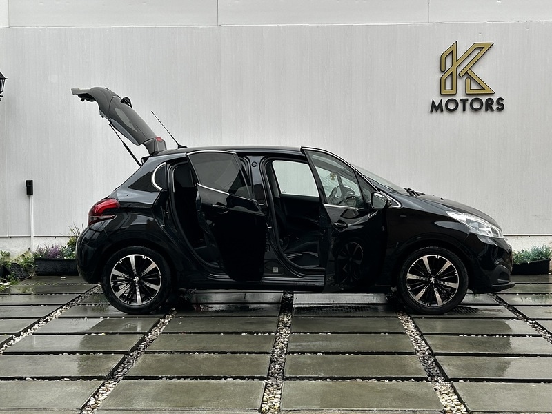 Used Peugeot 208 2018 for sale - 77572423: Photo 5