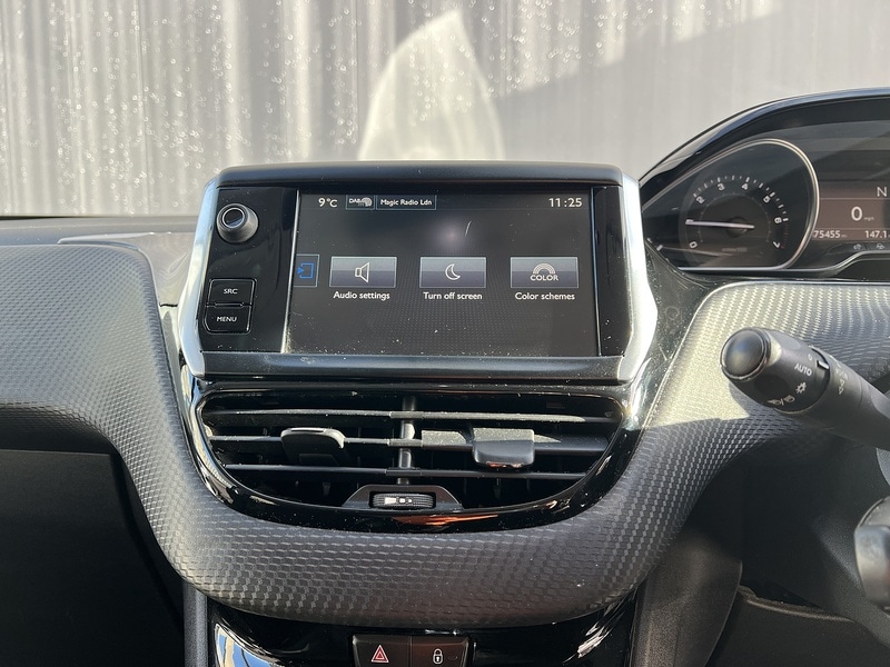 Used Peugeot 2008 2015 for sale - 77140311: Photo 18