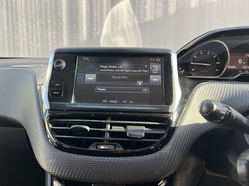 Used Peugeot 2008 2015 for sale - 77140311: Photo 20