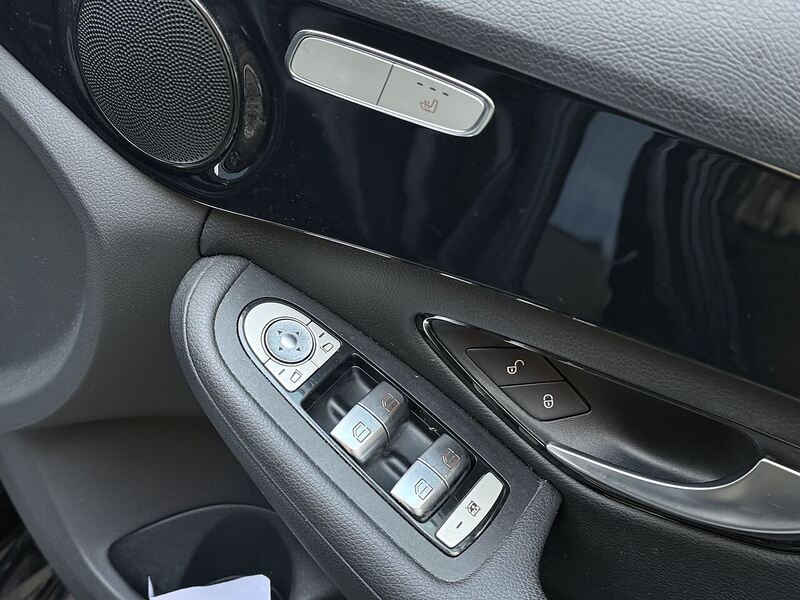 Used Mercedes-Benz C Class 2015 for sale - 76396571: Photo 17