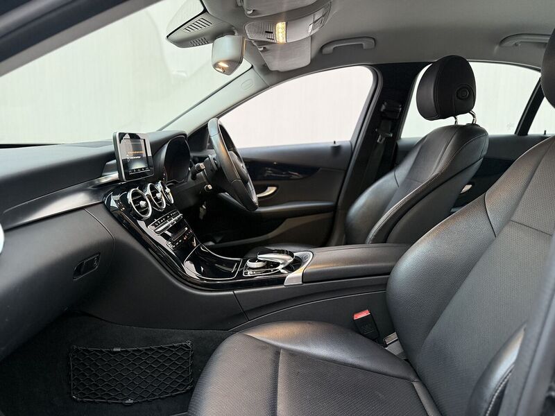 Used Mercedes-Benz C Class 2015 for sale - 76396571: Photo 24