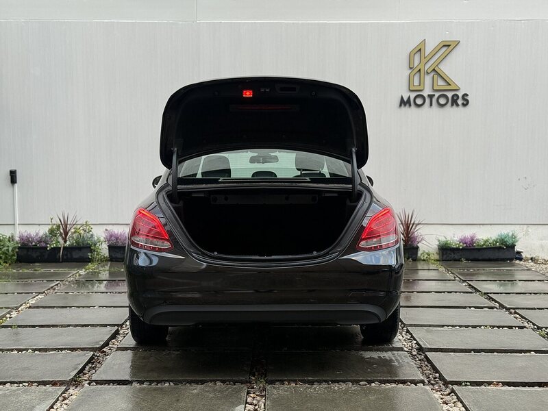 Used Mercedes-Benz C Class 2015 for sale - 76396571: Photo 8