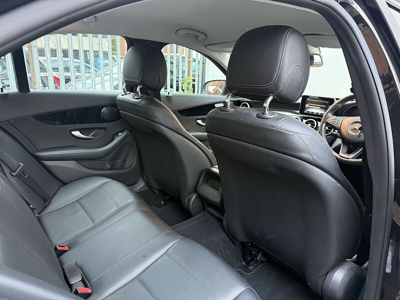 Used Mercedes-Benz C Class 2015 for sale - 76396571: Photo 9