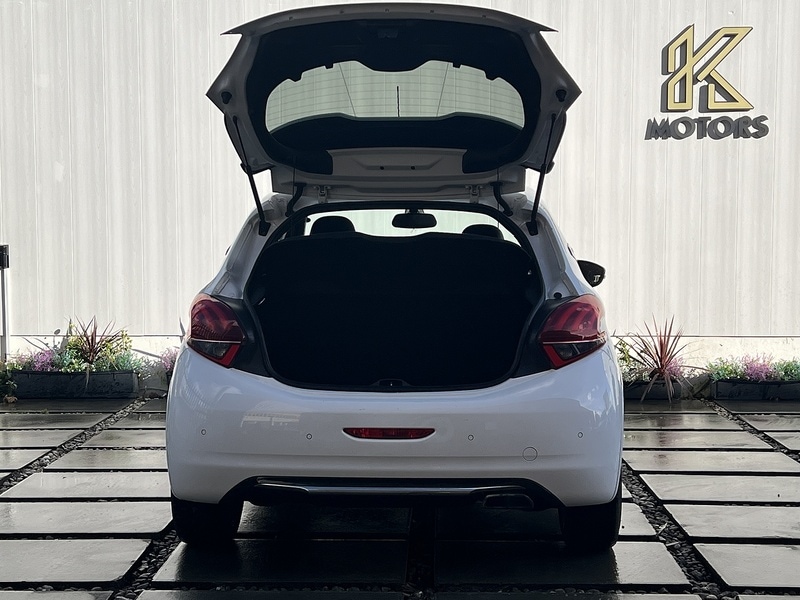 Used Peugeot 208 2016 for sale - 77375693: Photo 11