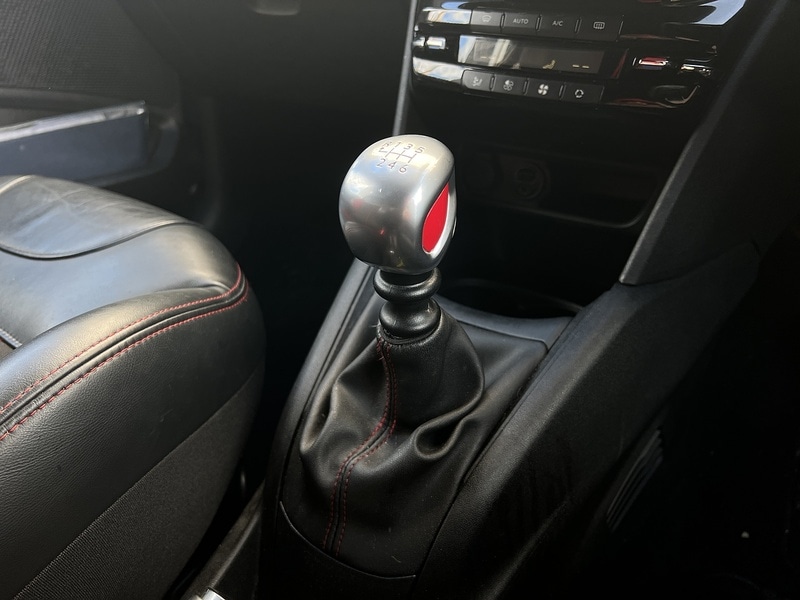 Used Peugeot 208 2016 for sale - 77375693: Photo 16