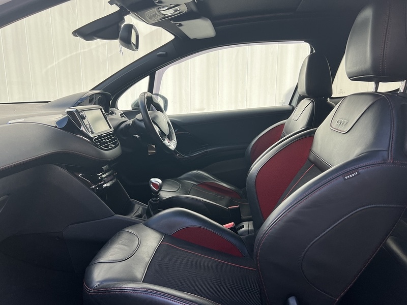 Used Peugeot 208 2016 for sale - 77375693: Photo 30