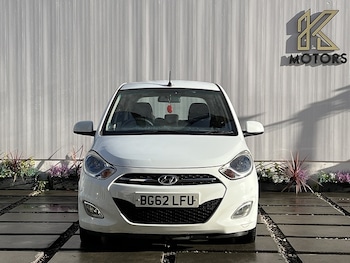 Used Hyundai i10 2012 for sale - 77140330: Photo
