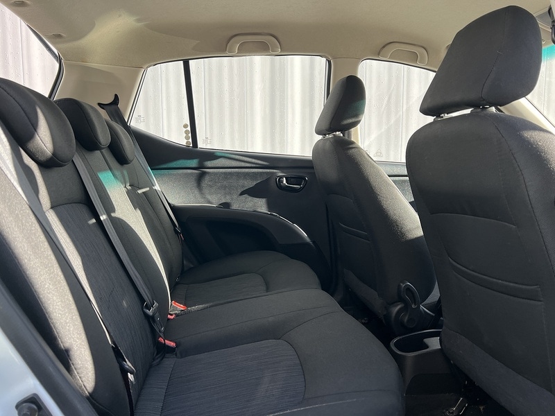 Used Hyundai i10 2012 for sale - 77140330: Photo 6