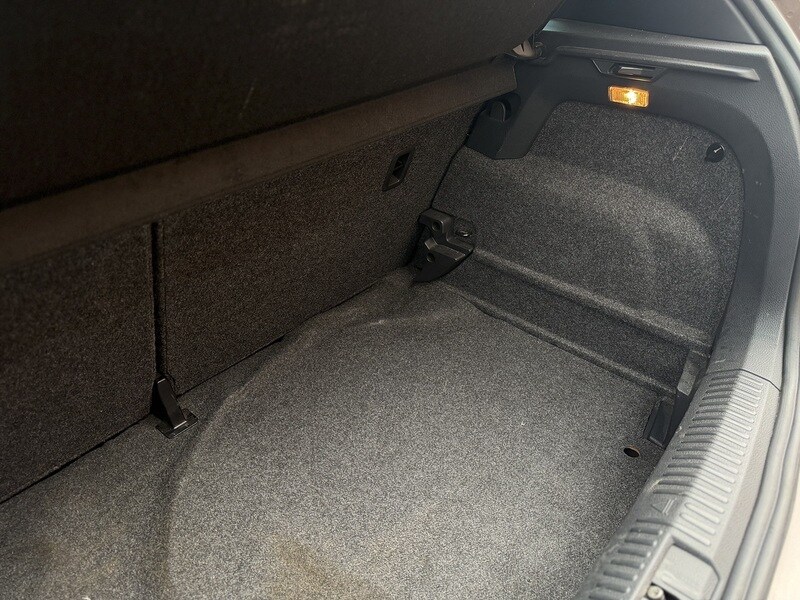 Used Volkswagen Polo 2016 for sale - 77720598: Photo 14