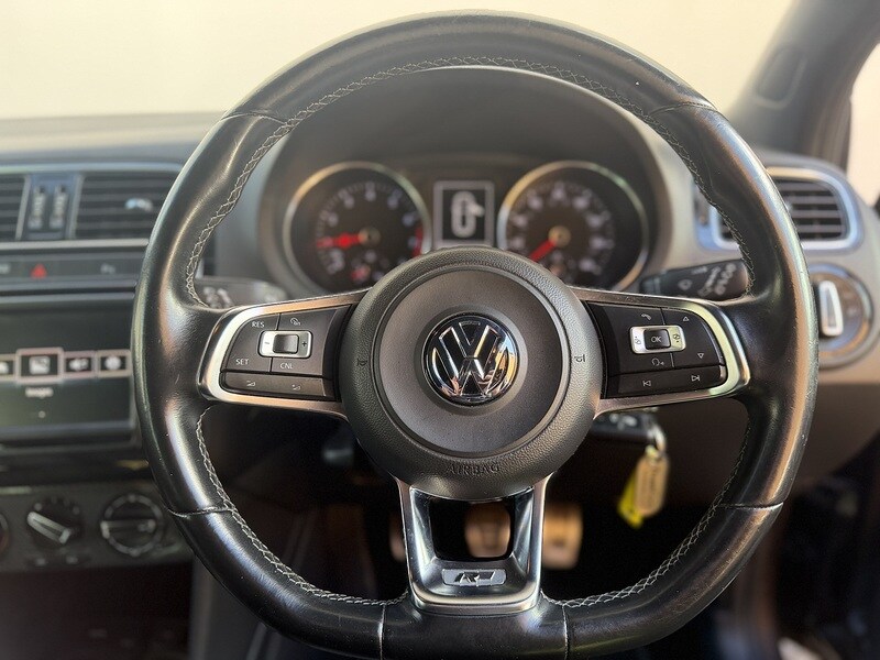 Used Volkswagen Polo 2016 for sale - 77720598: Photo 29