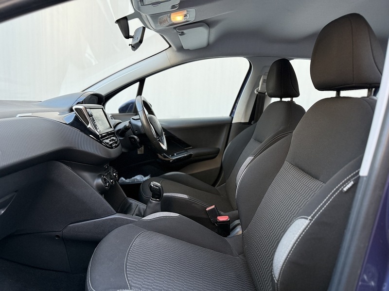 Used Peugeot 208 2015 for sale - 76798884: Photo 24