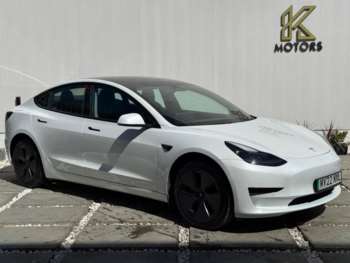 2022 (22) - Standard Range Plus Auto RWD 4dr