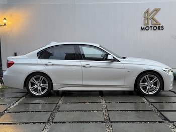 Used BMW 3 Series 2015 for sale - 77264000: Photo