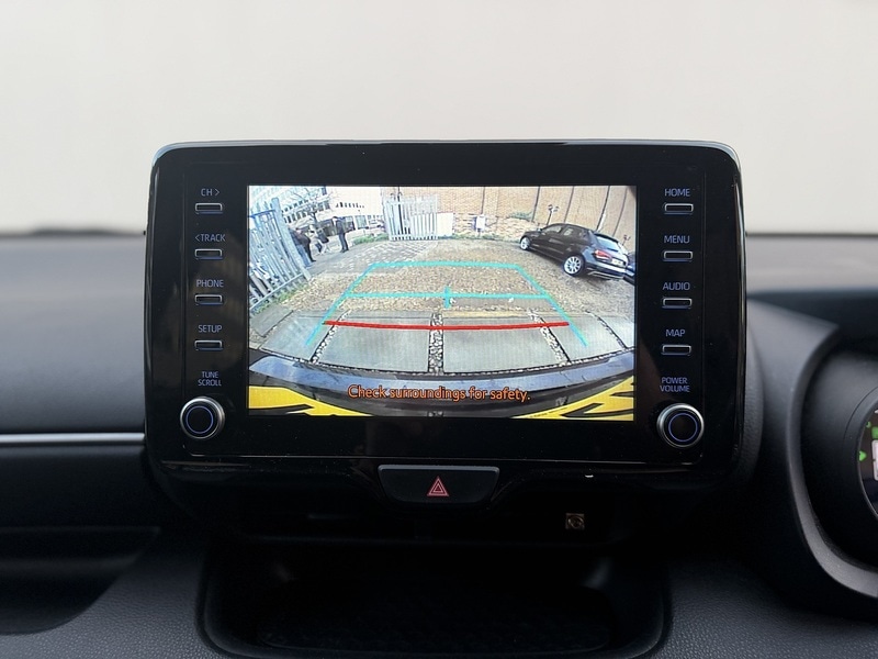 Used Toyota Yaris 2021 for sale - 78025114: Photo 22