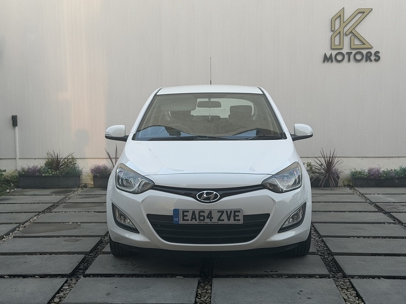 Used Hyundai i20 2014 for sale - 77760622: Photo 2