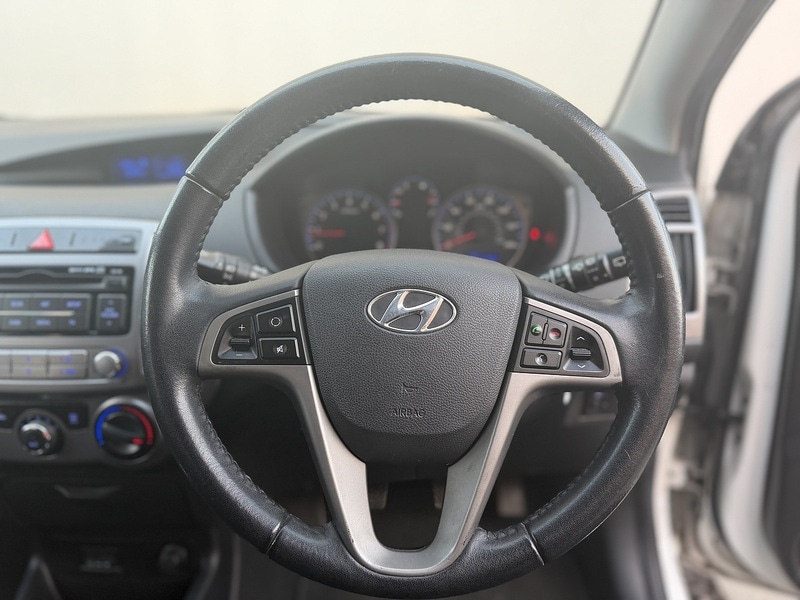 Used Hyundai i20 2014 for sale - 77760622: Photo 25