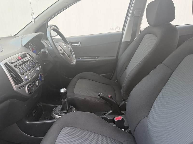 Used Hyundai i20 2014 for sale - 77760622: Photo 30