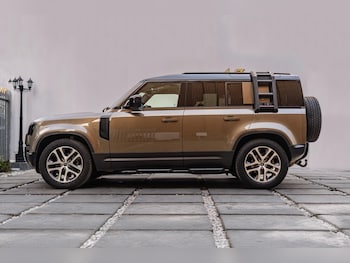 Used Land Rover Defender 110 2020 for sale - 75185875: Photo