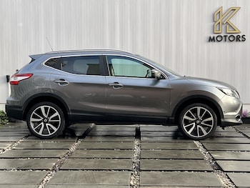 Used Nissan Qashqai 2015 for sale - 77089477: Photo