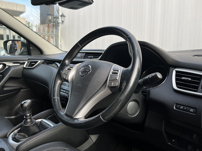 Used Nissan Qashqai 2015 for sale - 77089477: Photo 3