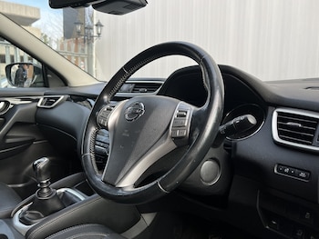 Used Nissan Qashqai 2015 for sale - 77089477: Photo