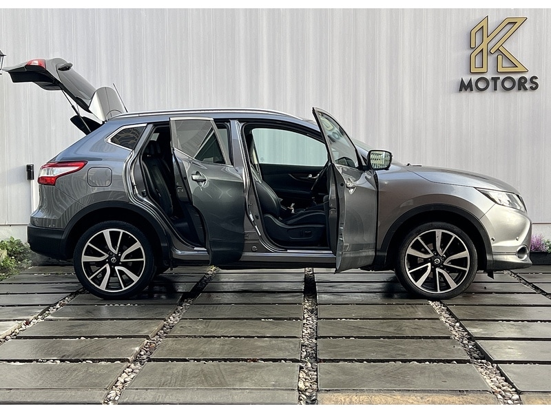 Used Nissan Qashqai 2015 for sale - 77089477: Photo 5